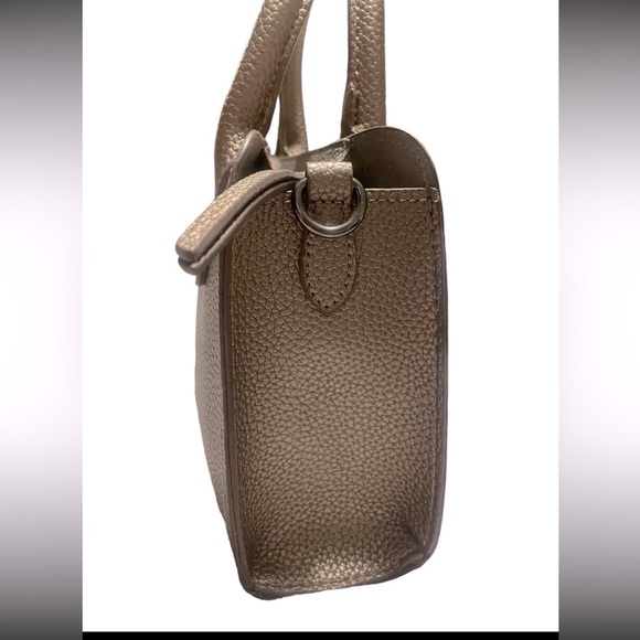 Jessica Simpson Bronze Tassel Purse new without tags - Picture 4 of 7